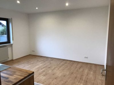 Helle Wohnung mit Einbauküche: attraktive 2-Zimmer-Wohnung in Eschbach