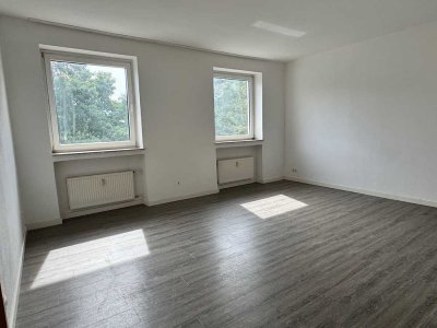 Helle 4-Zimmer-Wohnung zentral in Essen-Frohnhausen!