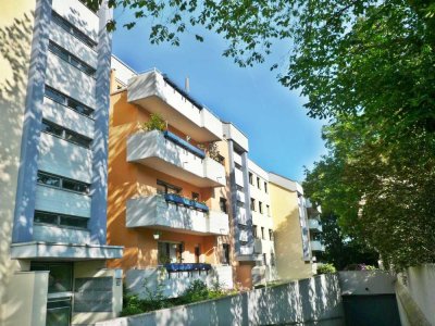3-ZIMMER-PENTHAUS-WOHNUNG NÜRNBERG MÖGELDORF mit Terrasse und TG-Stellplatz