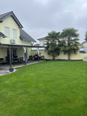 Perfektes FAMILY-Haus - Wohnlage - 5 Zimmer - großer Garten - modernes Haus