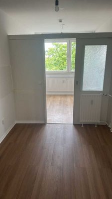 Helle 2-Zimmer-Wohnung in Laatzen mit Blick ins Grüne