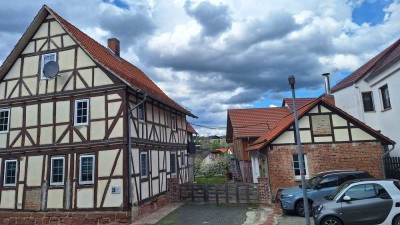 Wohnung, 3ZKB im 1.OG, mit Balkon