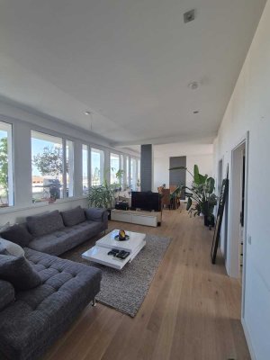 Exklusive Penthousewohnung mit großer Dachterrasse und zentraler Innenstadtlage