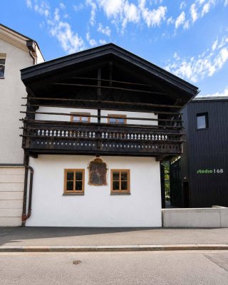 Erstbezug mit Stil – perfekt für 4er WG: Chalet in zentrumsnähe