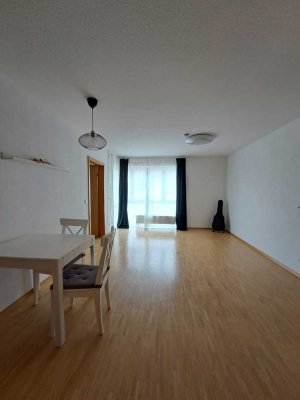 Stilvolle, gepflegte 2-Zimmer-Wohnung mit Balkon in Gersthofen
