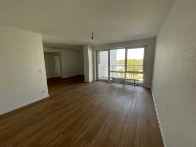 Frisch sanierte 2-Zimmerwohnung mit Balkon - 69035