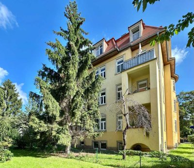 Entzückende 2,5-Zimmer-Wohnung mit Stellplatz in beliebter Lage von Striesen