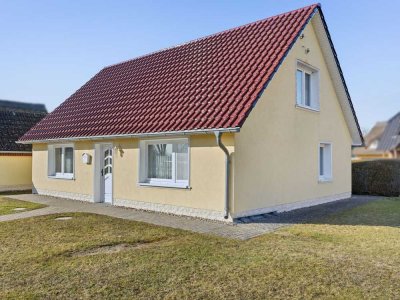 Schönes Einfamilienhaus mit Nebengelass in Wieck auf dem Darß