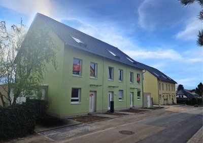 Nur noch 2 Häuser frei! Einzigartiger Blick über Dresden – Jetzt einziehen und wohlfühlen.