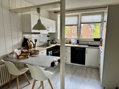 Vollständig renovierte 3-Zimmer-Wohnung mit Balkon und EBK in Winsen (Luhe)
