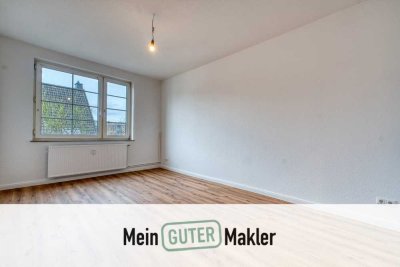 Erstbezug! Stilvoll sanierte 2-Zimmer-Wohnung mit großzügiger Wohnküche in zentraler Lage
