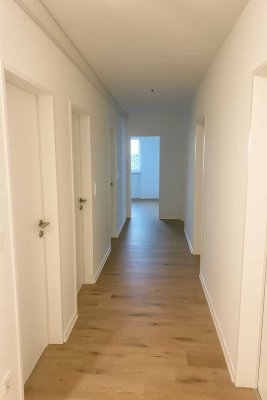 Moderne 3-Zimmer-Wohnung mit Balkon & Aufzug in München-Nymphenburg