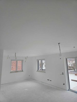 Neubau-Erstbezug: Moderne 3-Zimmerwohnungen (EG+1 OG) mit Balkon/ Terasse in Schwindegg