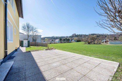 Erdgeschoss - Garten - Terrasse - Sonne!!!
