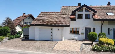 Gepflegte Doppelhaushälfte in Görwihl - ohne Makler!