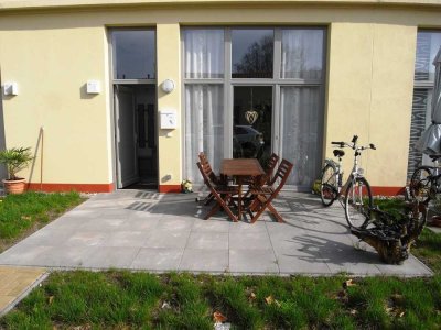 Exklusives Wohnen im Gartenpalais+Fußbodenheizung+Südterrasse+Laminat!
