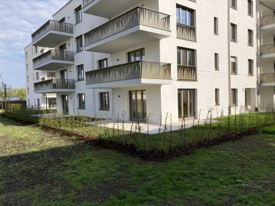 Exklusive 3-Zimmer-EG-Wohnung mit EBK und Balkon in Neuried
