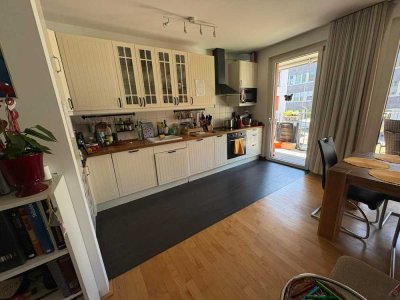 Alltagstaugliche 4-Zimmer-Wohnung mit Balkon in Heidelberg Bergheim