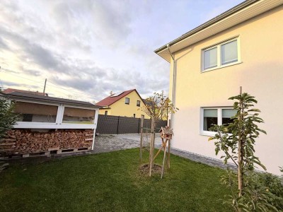 + Ihr neues Traumhaus– Modernes Wohnen auf höchstem Niveau +