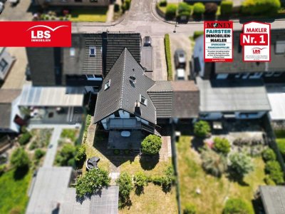 3 Zimmer Wohnung mit Haus-Charakter - Garage Garten und Balkon