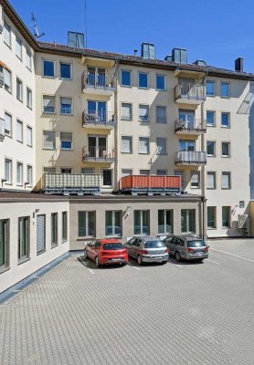 zentrale großzügige 2,5 Zimmer Wohnung