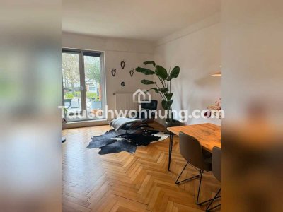 Tauschwohnung: Wunderschöne 3 Zi Whg, Altbau, Fischgräten Parkett, Balkon