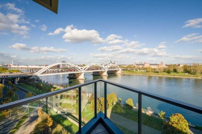 2-Zimmer-Penthouse mit direktem Rheinblick – Exklusivität in ihrer schönsten Form