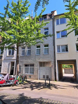 2-Zimmerwohnung mit Einbauküche im Herzen von Sülz