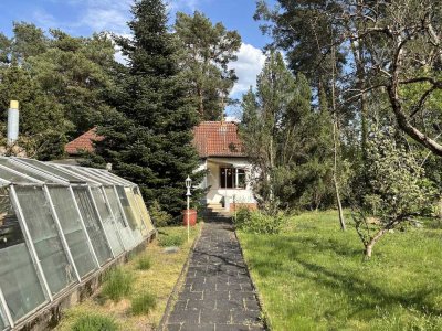 Attraktives Grundstück mit 30er Jahre Bau (Handwerkerobjekt)