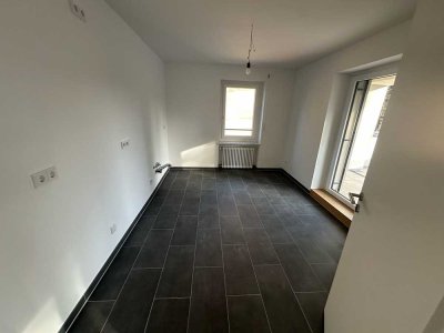 Schicke, frisch sanierte 5 Zimmerwohnung