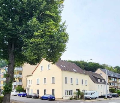 EIGENTUMSWOHNUNG IM BELIEBTEN ORTSTEIL HATTINGEN WINZ-BAAK!