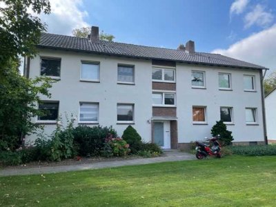 Schöne renovierte 3-Zi.-Wohnung, Erdgeschoss mit Balkon in Bedburg-Hau