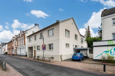 Attraktives MFH in zentraler Lage von Bad Honnef mit Ausbaupotential