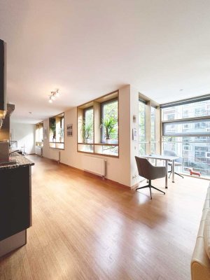 Ein Steinwurf vom Sendlinger Tor entfernt! Außergwöhnliches Cityloft - städtisch und dennoch ruhig.