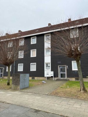 Zentral gelegene 4-Zimmer-Wohnung in Salzgitter-Lebenstedt