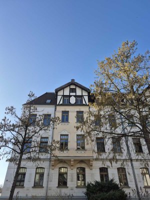 Geräumige 2-Zimmer Wohnung mit Balkon und neuer Einbauküche