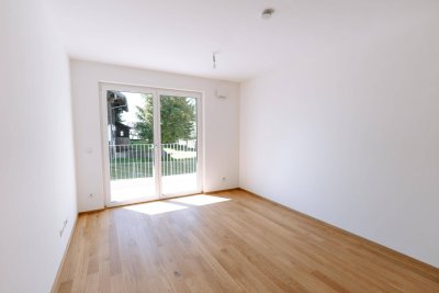 Neubau 2-Zimmer Wohnung mit großem Balkon, Tischler-Küche und Tiefgarage