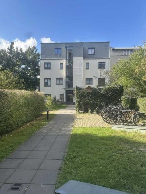 Außergewöhnliche Maisonette-Dachgeschosswohnung mit 2 Terrassen & Blick ins Grüne