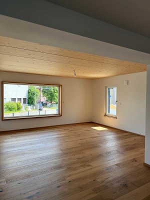 Komplett modernisierte Erdgeschosswohnung mit zeitgemäßem Wohnkomfort