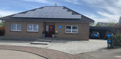 Walmdach-Bungalow in ruhiger und zentraler Lage von Großenaspe