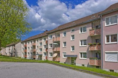 Mit neuem Laminat: 3-Zimmer-Wohnung mit Balkon in Lüdenscheid Buckesfeld