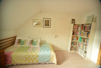 Gemütliche 4-Zimmer-Dachgeschosswohnung mit Garten, provisionsfreie