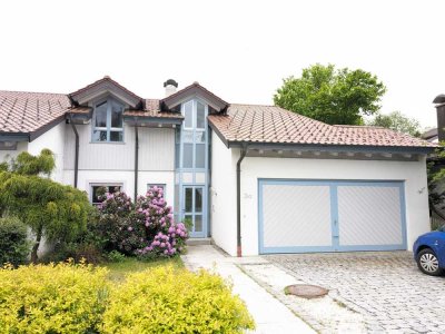 Doppelhaushälfte mit Garten und Doppelgarage in ruhiger Lage in Bad Grönenbach