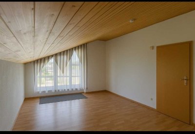 Ruhige und gemütliche 1-Zimmer-Wohnung mit Einbauküche Nähe Miesbach