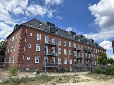 Bereit zum Einzug! Kernsanierte 3-Zimmer-Altbauwohnung mit Balkon