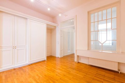 Repräsentative Altbauwohnung mit Büro und Rohdachboden im Herzen von Baden