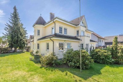 KENSINGTON - EXKLUSIV - Gepflegtes Mehrfamilienhaus mit 4 Wohneinheiten, Tiefgarage & Pool!