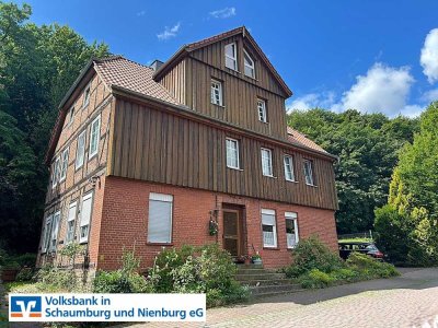 Schön gelegenes Mehrparteienhaus mit Geschichte