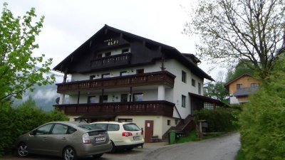 Etagenwohnung in 5-Familienhaus Nähe Putterersee