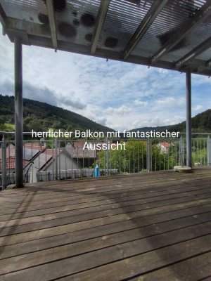 4 Zi. Wohnung mit herrlichem Balkon und fantastischer Aussicht mit jahreszeitabhängigem Neckarblick